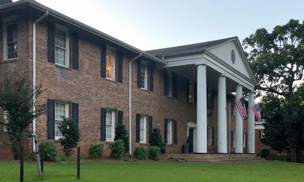University of Georgia Fraternity Banned‎ For Racist Messages